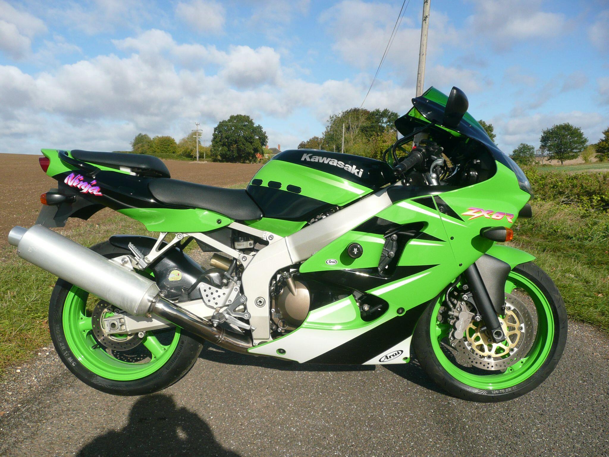 Kawasaki Ninja ZX-6R bikes for sale | AutoTrader Bikes